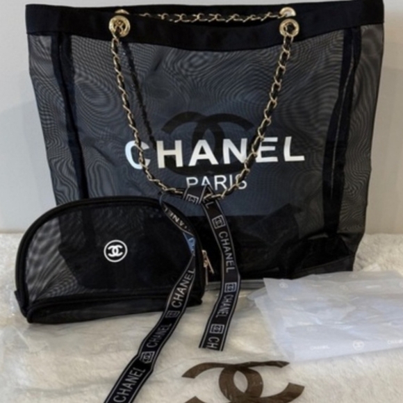 GWP Handbags - Chanel Black Mesh Tote Bag with Chain Strap